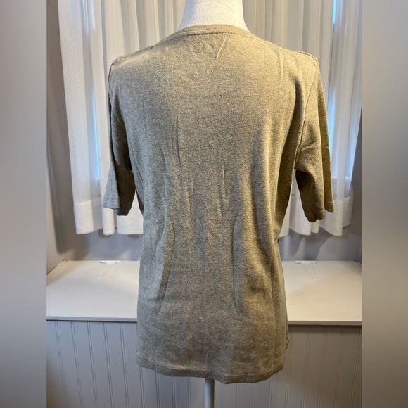 Chico’s Casual Fit Elbow Sleeve/Scoop Neck Tee 
100% COTTON - Picture 2 of 3